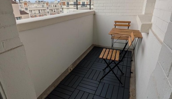 Logement tudiant T2 à Courbevoie (92400)