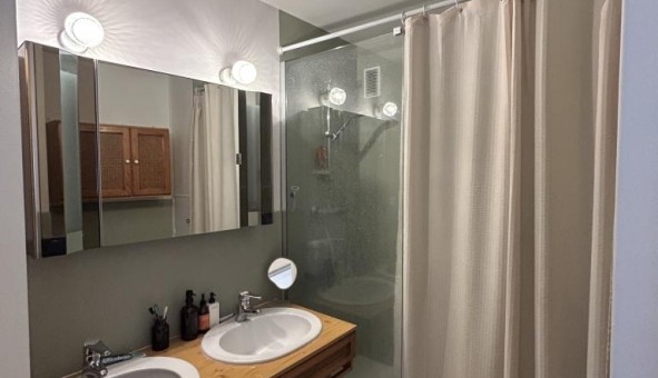 Logement tudiant T2 à Courbevoie (92400)