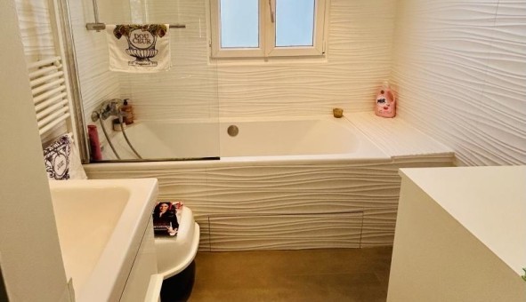 Logement tudiant T2 à Courbevoie (92400)