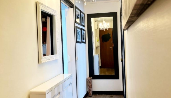 Logement tudiant T2 à Courbevoie (92400)