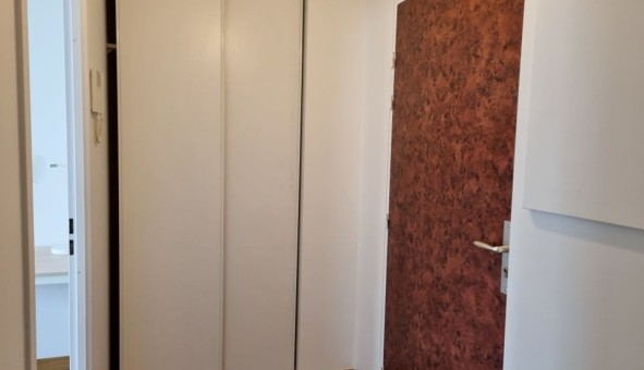 Logement �tudiant T2 &agrave; Courbevoie (92400)