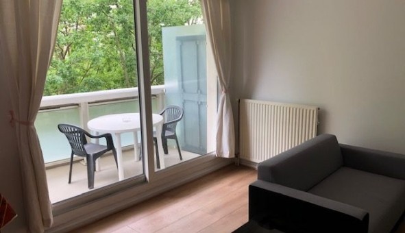 Logement �tudiant Location T2 Vide Courbevoie (92400)