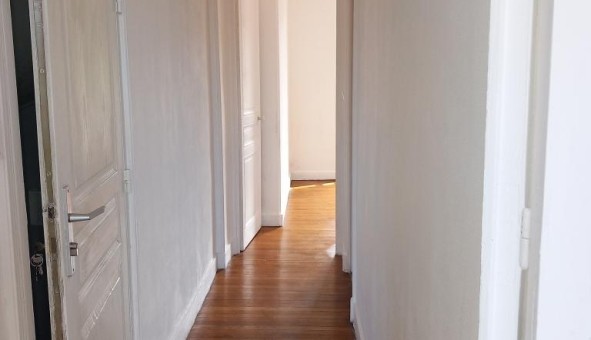 Logement étudiant T2 à Cours la Ville (69470)