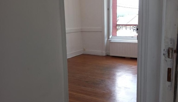 Logement étudiant T2 à Cours la Ville (69470)