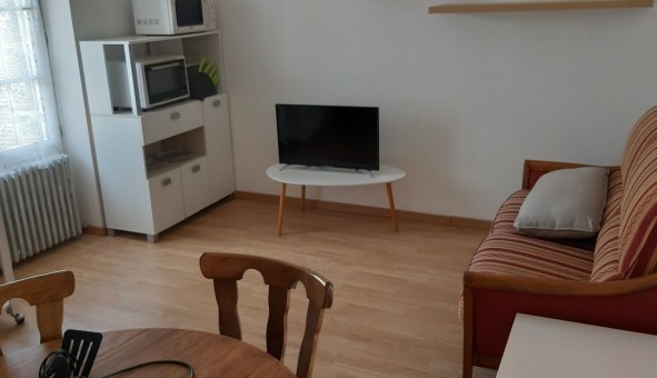 Logement �tudiant Location T2 Vide Coussay les Bois (86270)