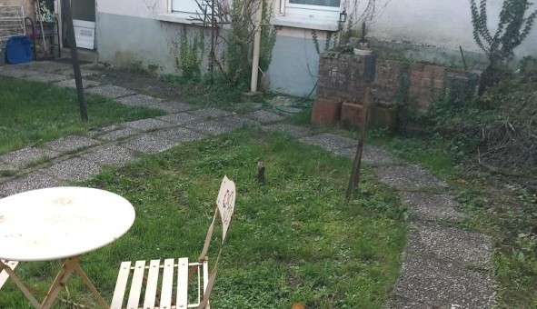 Logement tudiant T2 à Darvault (77140)
