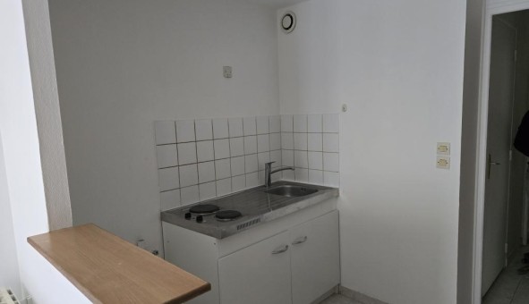 Logement tudiant T2 à Darvault (77140)