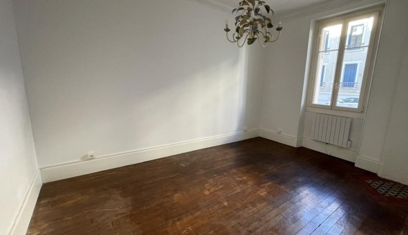 Logement tudiant T2 à Dijon (21000)