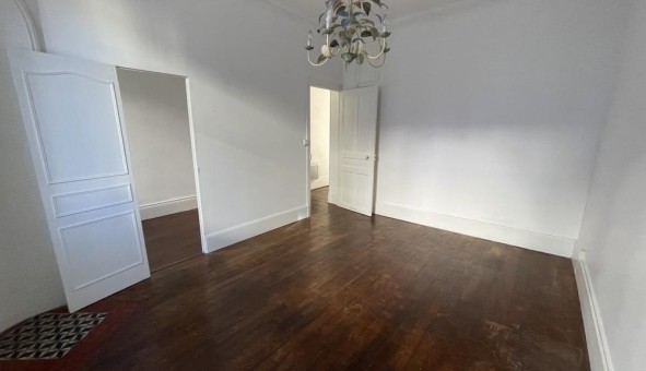 Logement tudiant T2 à Dijon (21000)