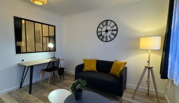 Logement étudiant Location T2 Vide Douai (59500)