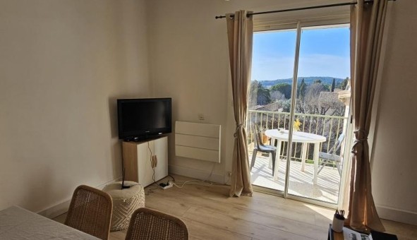 Logement �tudiant Location T2 Vide �guilles (13510)