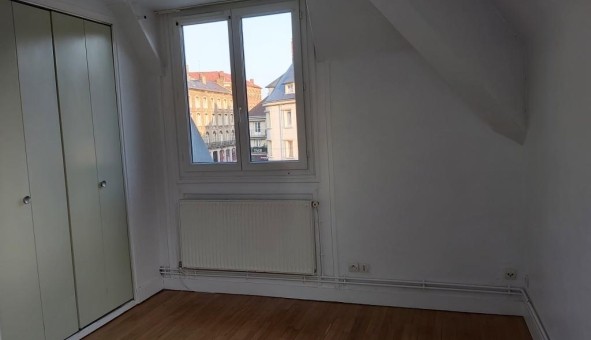 Logement tudiant Location T2 Vide Elbeuf (76500)
