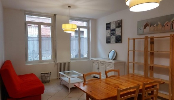 Logement étudiant Location T2 Vide Essigny le Petit (02100)