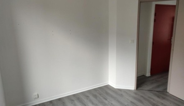 Logement étudiant Location T2 Vide Essigny le Petit (02100)