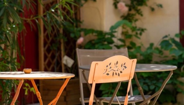 Logement tudiant T2 à Eyragues (13630)