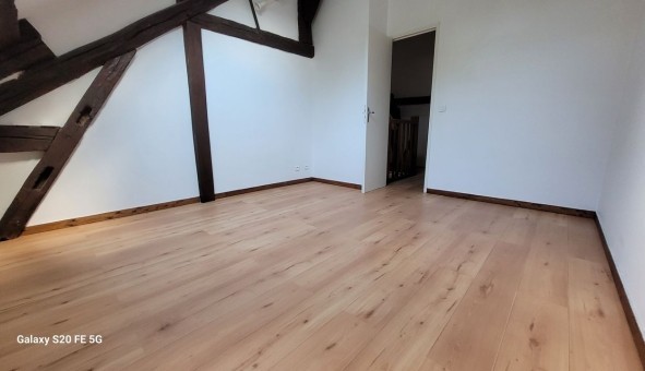 Logement �tudiant T2 &agrave; Favi�res (77220)
