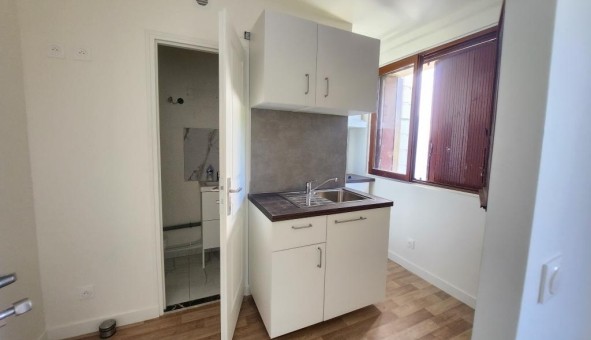 Logement tudiant T2 à Fleury Mrogis (91700)