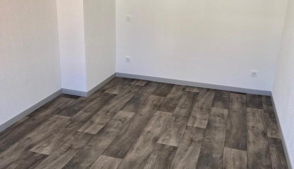 Logement tudiant T2 à Fontaine le Puits (73600)