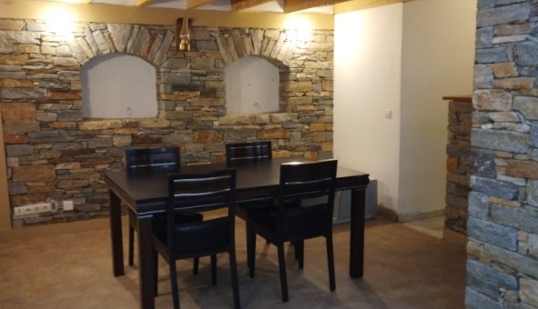 Logement tudiant T2 à Fontaine le Puits (73600)