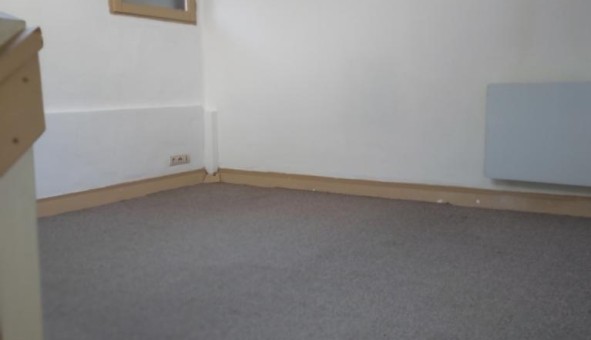 Logement tudiant T2 à Fontaine le Puits (73600)