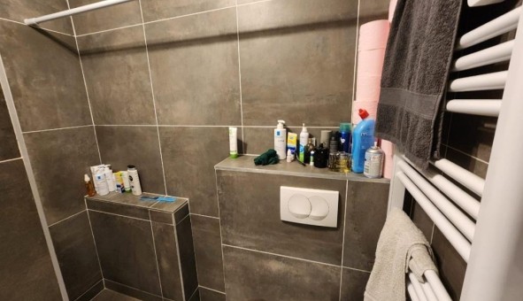 Logement étudiant T2 à Fraisses (42490)