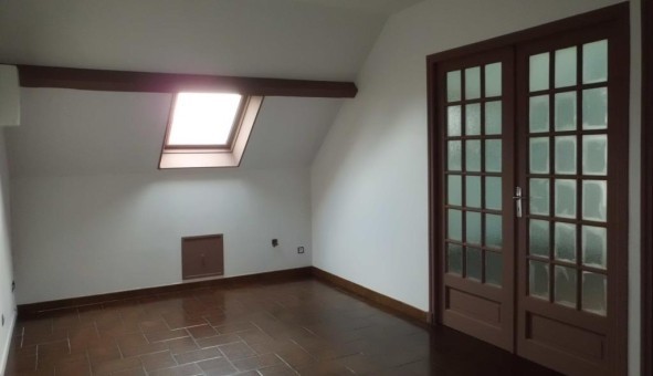 Logement tudiant Location T2 Vide Gennetines (03400)