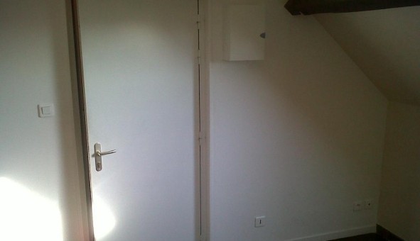 Logement tudiant T2 à Gennetines (03400)