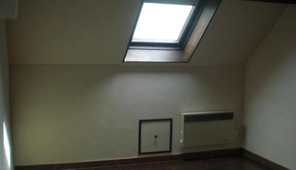 Logement tudiant T2 à Gennetines (03400)