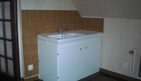 Logement tudiant T2 à Gennetines (03400)