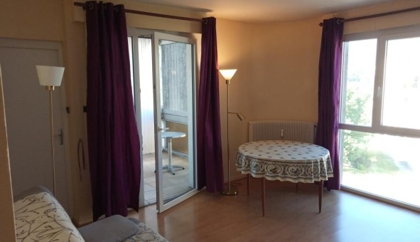 Logement étudiant Location T2 Vide Grenoble (38000)