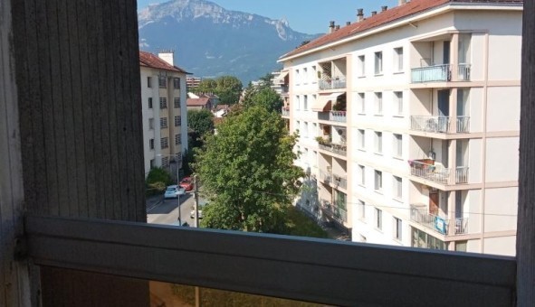 Logement étudiant T2 à Grenoble (38000)