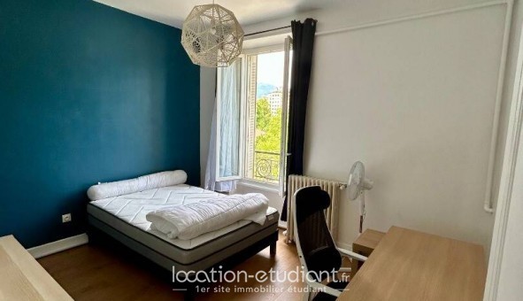 Logement tudiant T2 à Grenoble (38000)