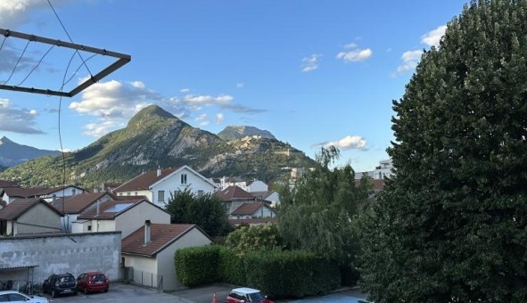 Logement tudiant T2 à Grenoble (38000)