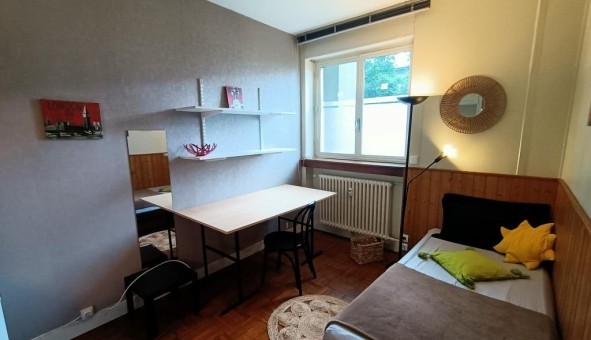 Logement tudiant T2 à Grenoble (38000)