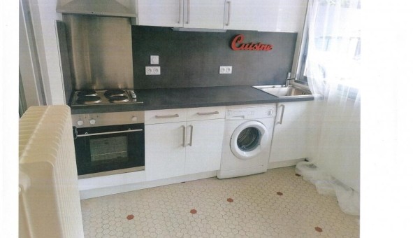 Logement étudiant Location T2 Vide Grenoble (38000)