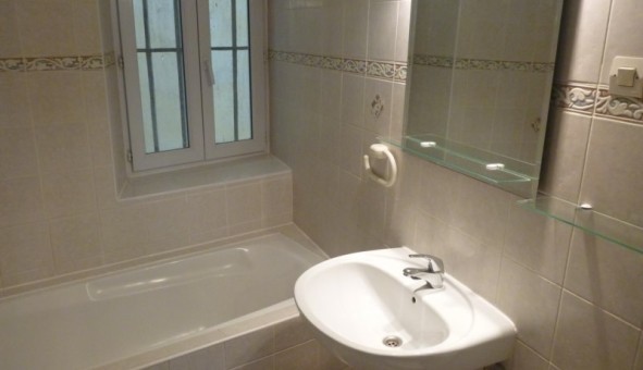 Logement tudiant T2 à Grenoble (38000)