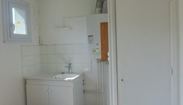 Logement tudiant Location T2 Vide Grenoble (38000)