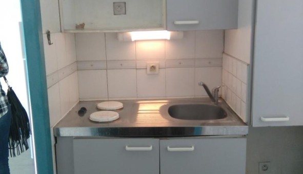 Logement tudiant Location T2 Vide Grenoble (38000)