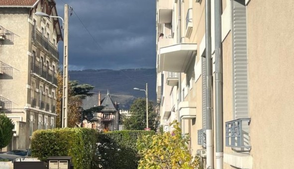Logement tudiant T2 à Grenoble (38000)