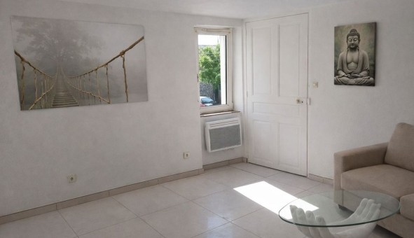 Logement �tudiant T2 &agrave; Grillon (84600)