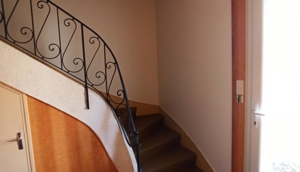 Logement tudiant T2 à Hautefond (71600)