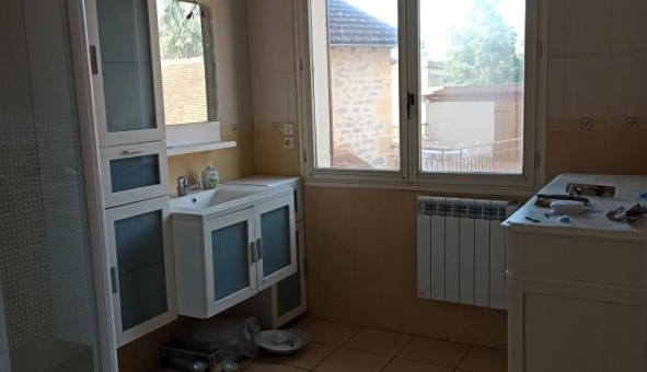 Logement tudiant T2 à Hautefond (71600)
