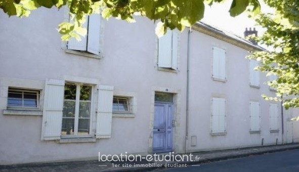 Logement tudiant Location T2 Vide Henrichemont (18250)