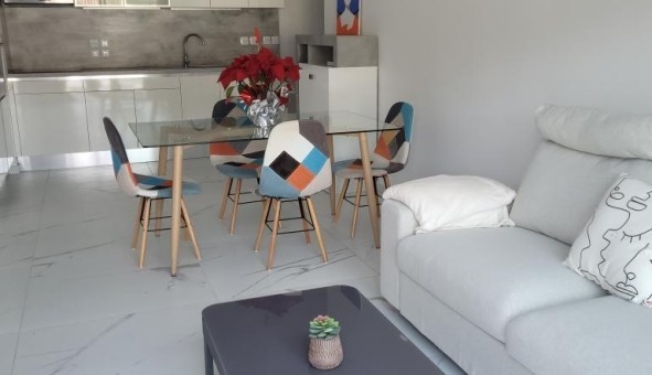 Logement tudiant Location T2 Vide Hyres (83400)