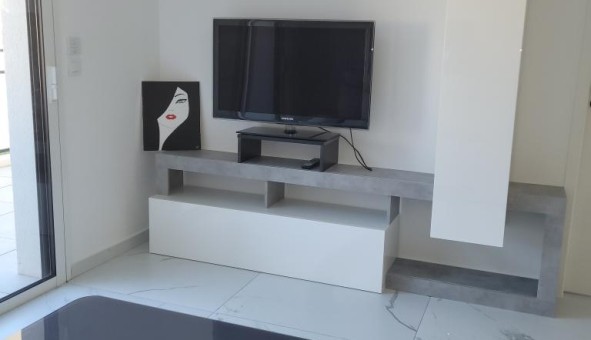Logement tudiant T2 à Hyres (83400)