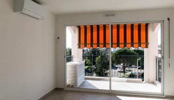 Logement tudiant Location T2 Vide Hyres (83400)