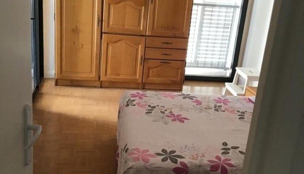 Logement tudiant T2 à Hyres (83400)