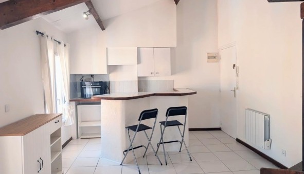 Logement tudiant T2 à Hyres (83400)