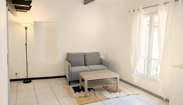 Logement tudiant T2 à Hyres (83400)