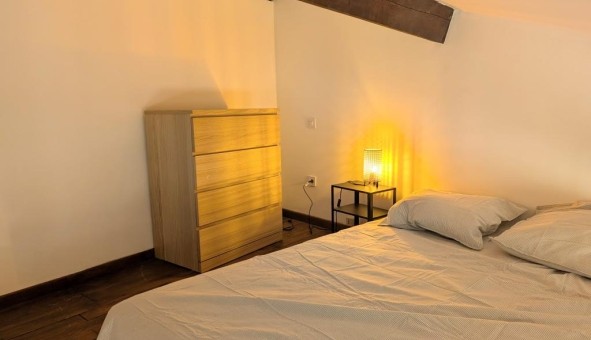 Logement tudiant T2 à Hyres (83400)